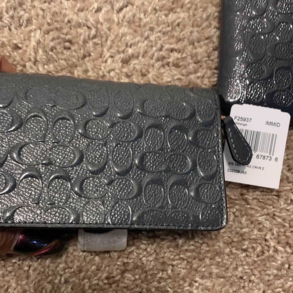 Coach Wallet’s - Picture 3 of 7